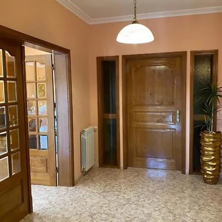 Residencia Vitoria De Sao Marcos بيت ضيافة ترانكوسو