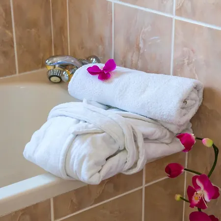 Residencia Vitoria De Sao Marcos بيت ضيافة ترانكوسو