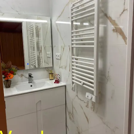 Residencia Vitoria De Sao Marcos بيت ضيافة ترانكوسو