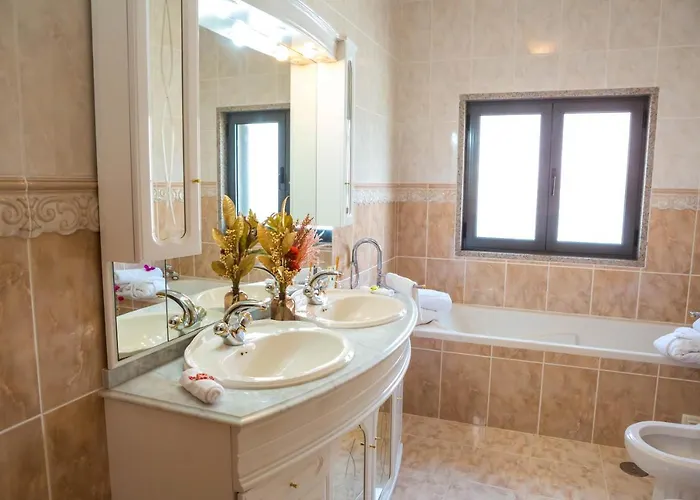 Residencia Vitoria De Sao Marcos ゲストハウス 5*